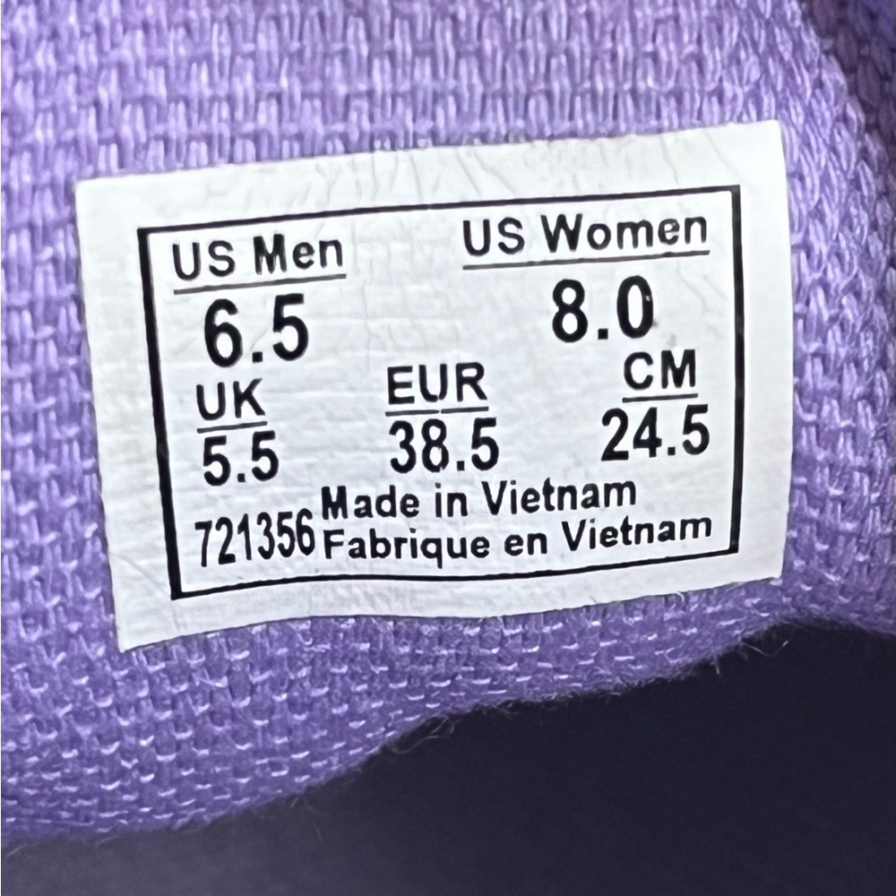 Vans Low Tops Shoes - Light Purple & White - Women’s Size 8 & Men’s Size 6.5 - Picture 9 of 10